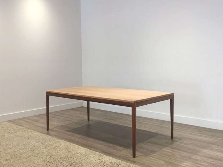 two tone timber using tasmanian blackwood and tasmanian oak in this modern slim line dining table as an 8 seater