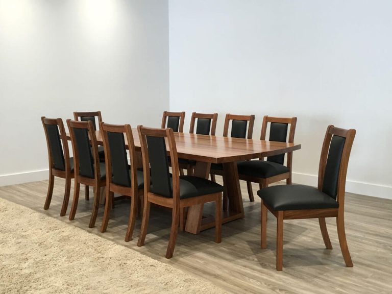 oak extendable dining table with slim lines