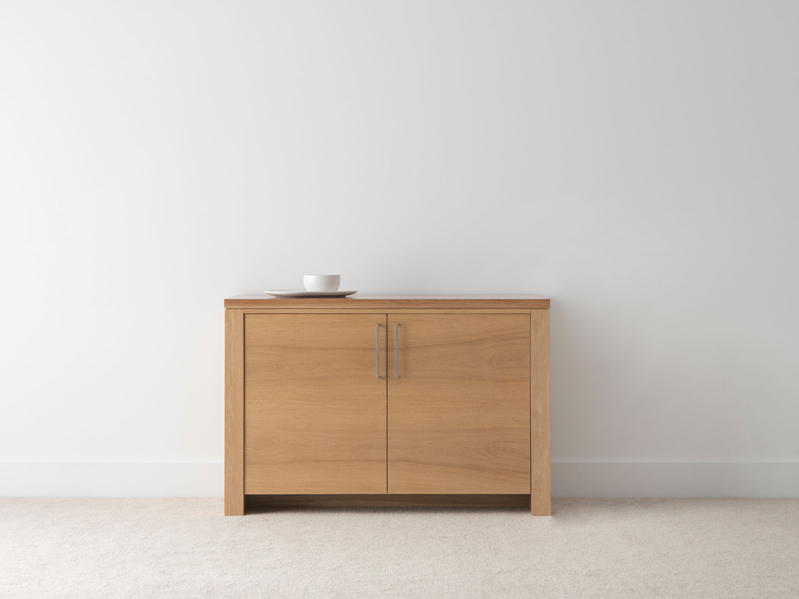 small american oak cabinet with 2 doors and square edge