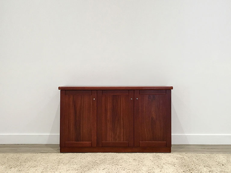 australian jarrah timber buffet with 3 doors