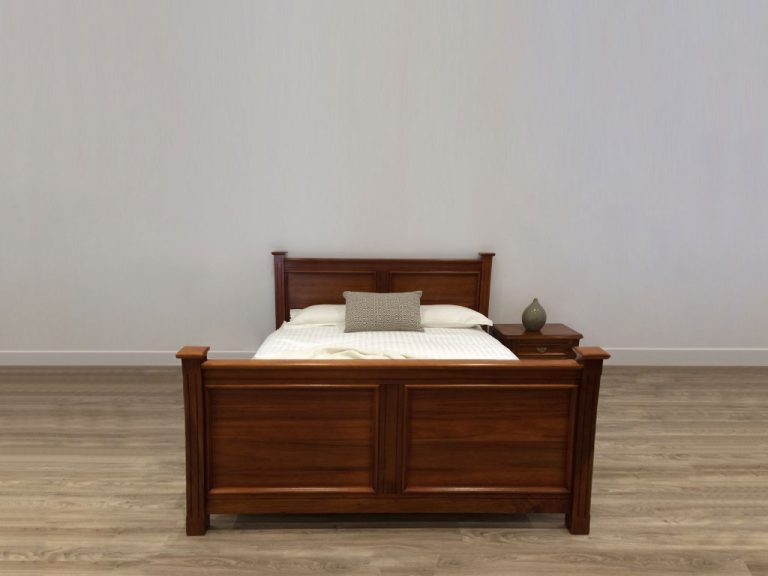 custom made georgian style bed with line detail